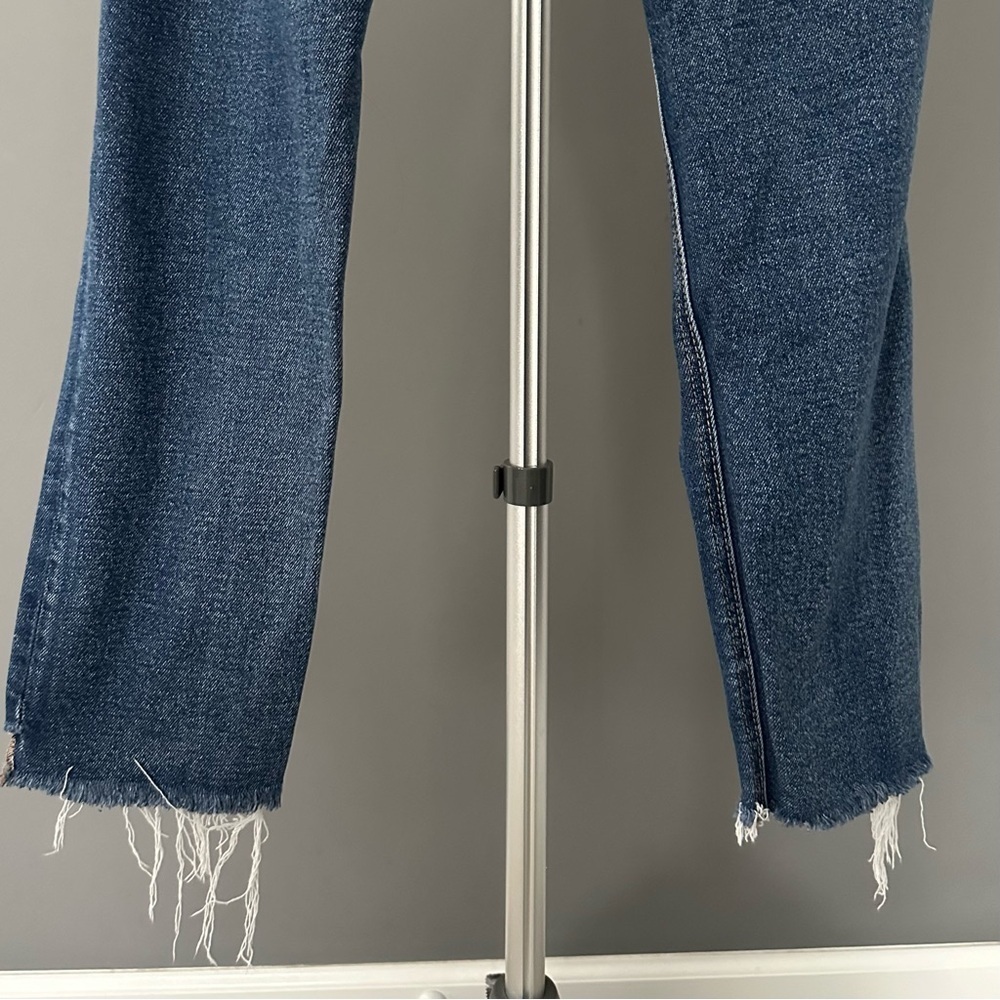 American Eagle Distressed Mom Jean - Picture 8 of 12